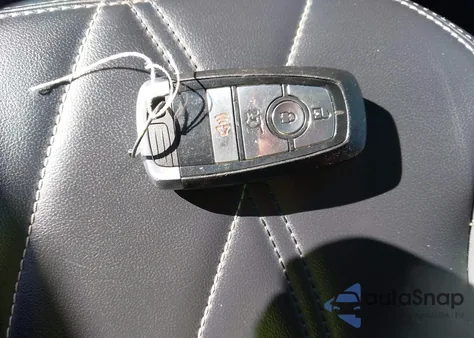 2022 Ford Mustang Mach-E Select из США, поврежденный, VIN 3FMTK1RM4NMA40441